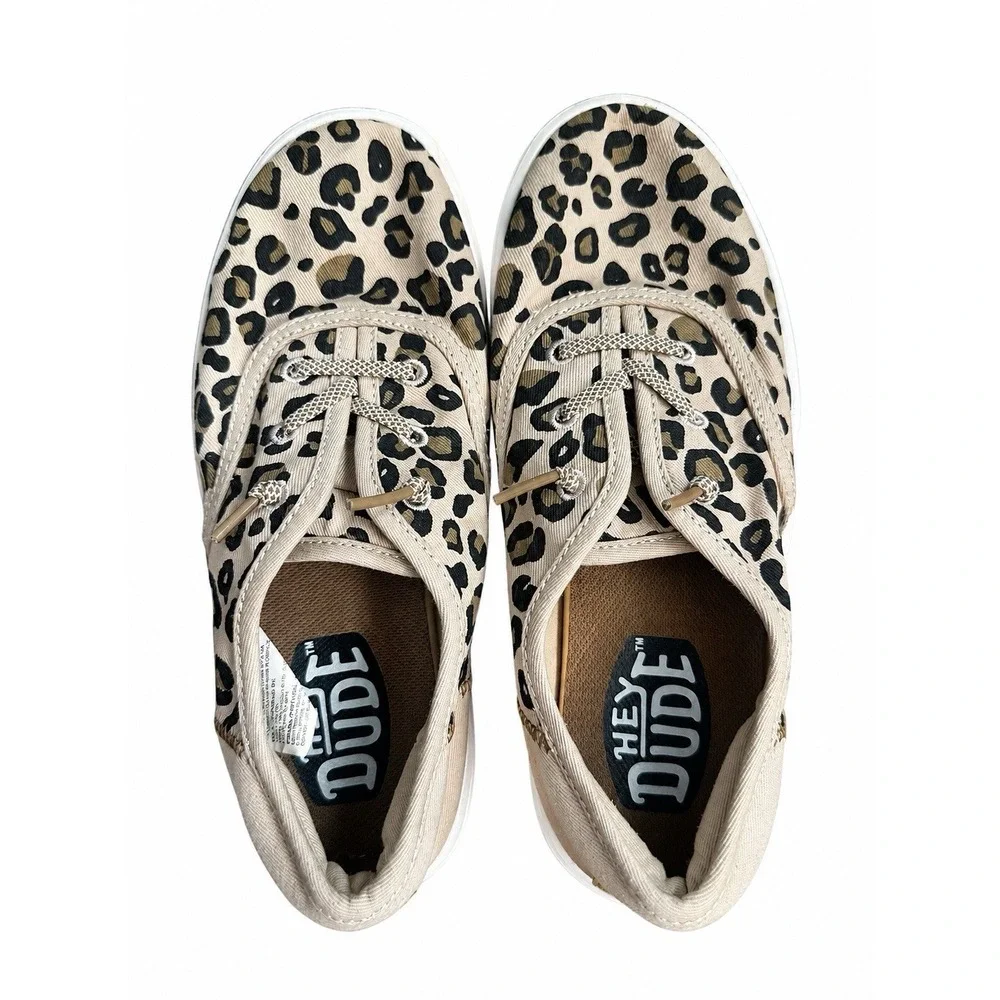 Hey Dude Womens 6 Leopard Western Boutique Platform Country Ranch Preppy Comfort